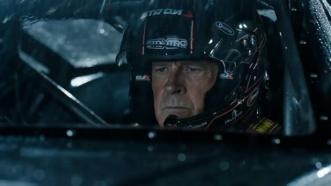 好莱坞赛车雨夜对决